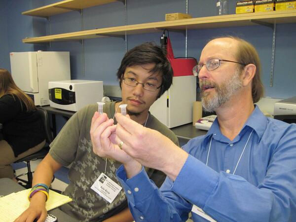 Mentor teacher with a student